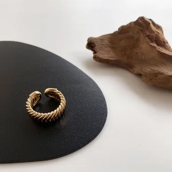 Derliaus Nerijos Tekstūra Adjutsable Stambusis 14k Aukso Žiedus Moterims Gatvės Minimalistinio Stiliaus Cool Girl rodomojo Piršto Žiedą