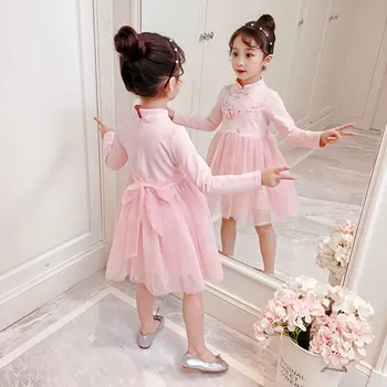 Merginos Cheongsam suknelės 2019 naujų Vaikai medvilnės ilgomis rankovėmis, Siuvinėta gėlių suknelė Baby girl princesė akių drugelis Drabužiai