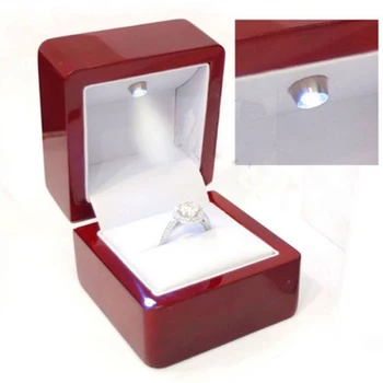 Prabangus Žiedas Odos papuošalų Dėžutė su LED Šviesos Sužadėtuvių, Vestuvių Žiedai Atveju Dėžės Raudona Naujų 2020 m. papuošalų organizatorius pakuotė
